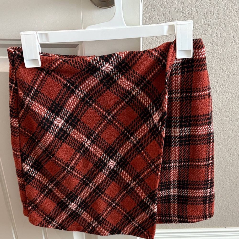 Gianni Bini Red and Black Plaid Mini Skirt